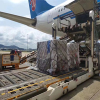 超重件航空運輸