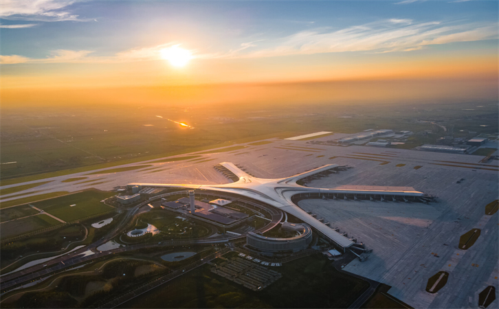 航空貨運(yùn)青島機(jī)場(chǎng)