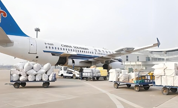 烏魯木齊機場貨運相關(guān)信息